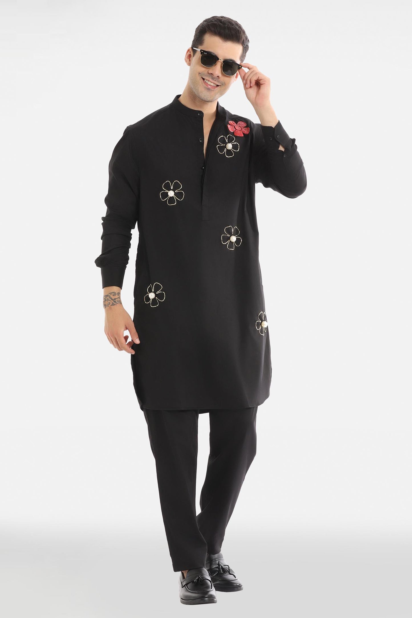 Bloom Pearl Kurta - Black