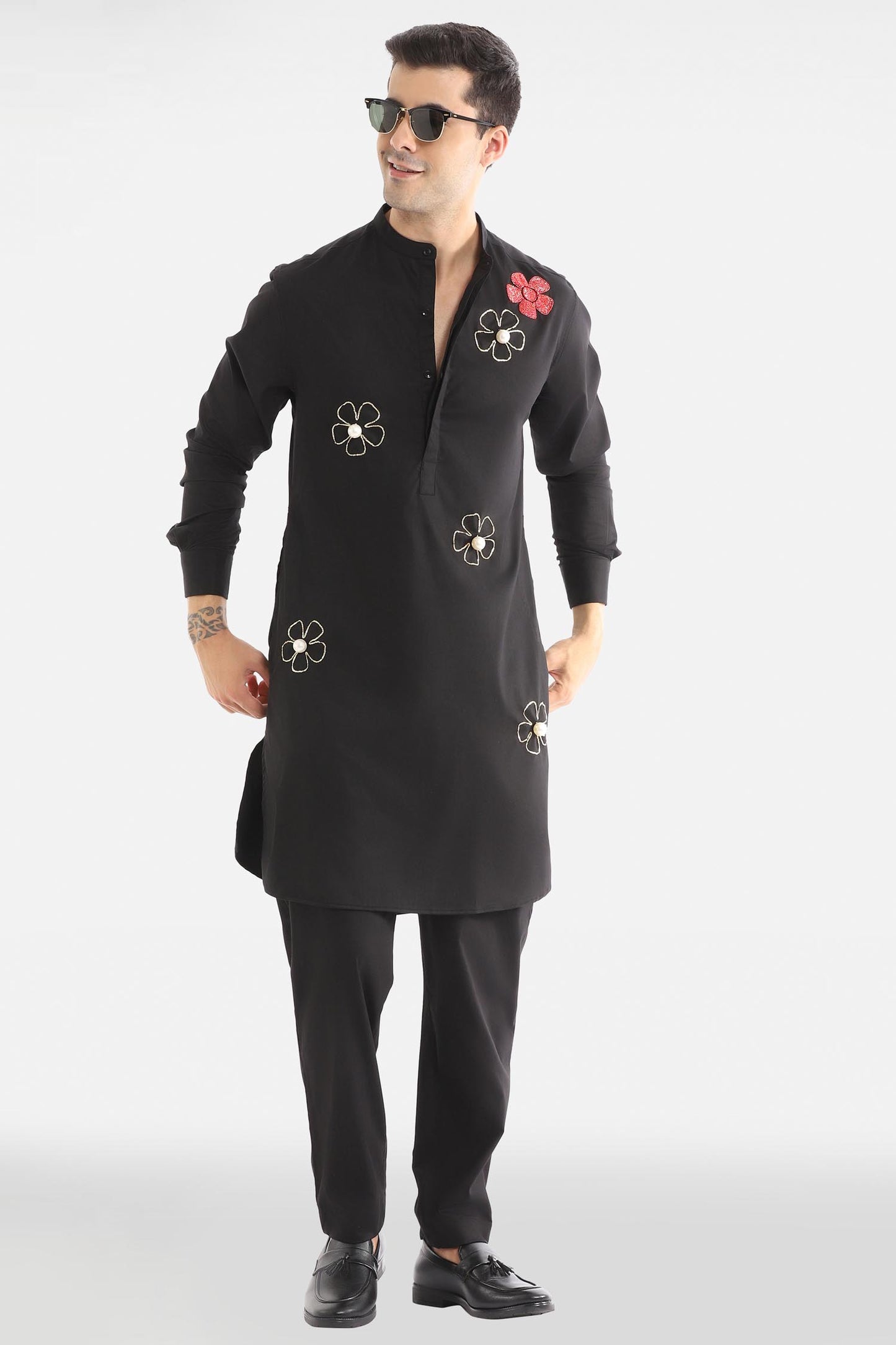 Bloom Pearl Kurta - Black